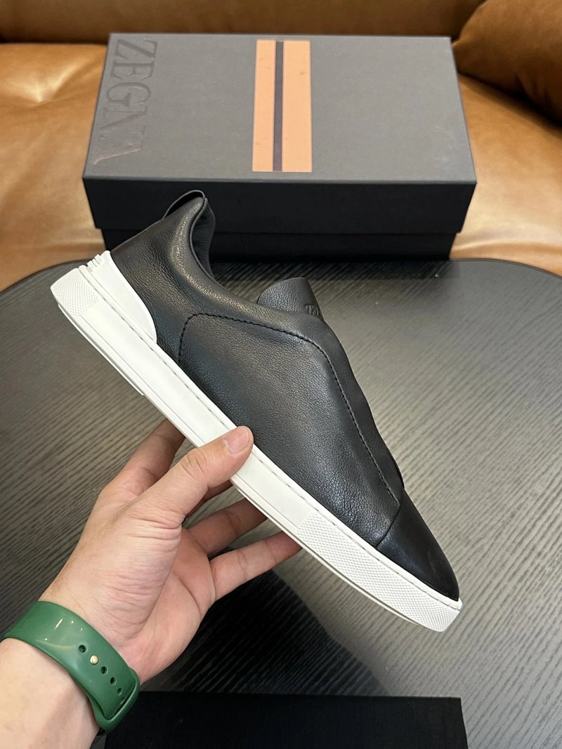 Black leather sneakers