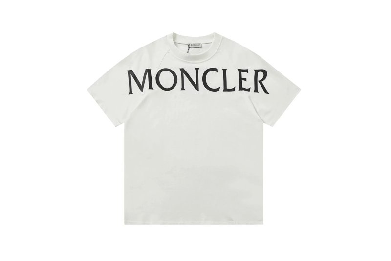 Moncler logo tee