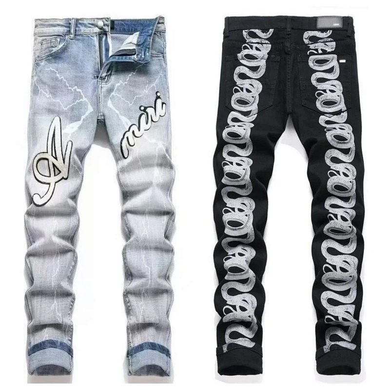 Graphic print jeans