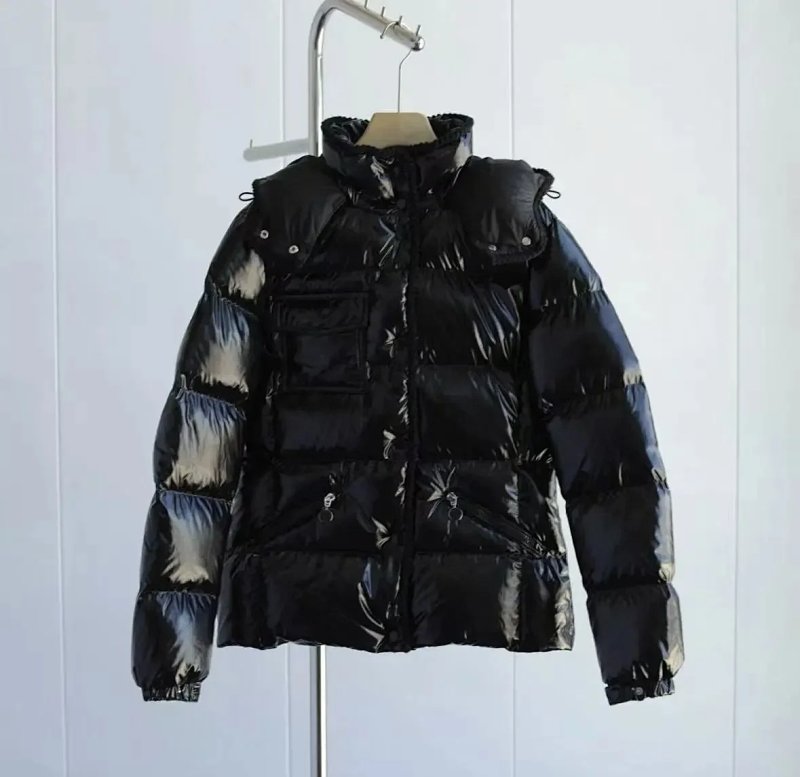 Black glossy hooded puffer