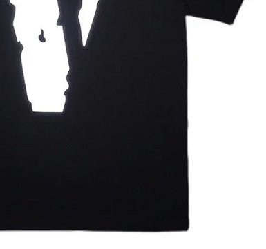 Black short sleeve tee
