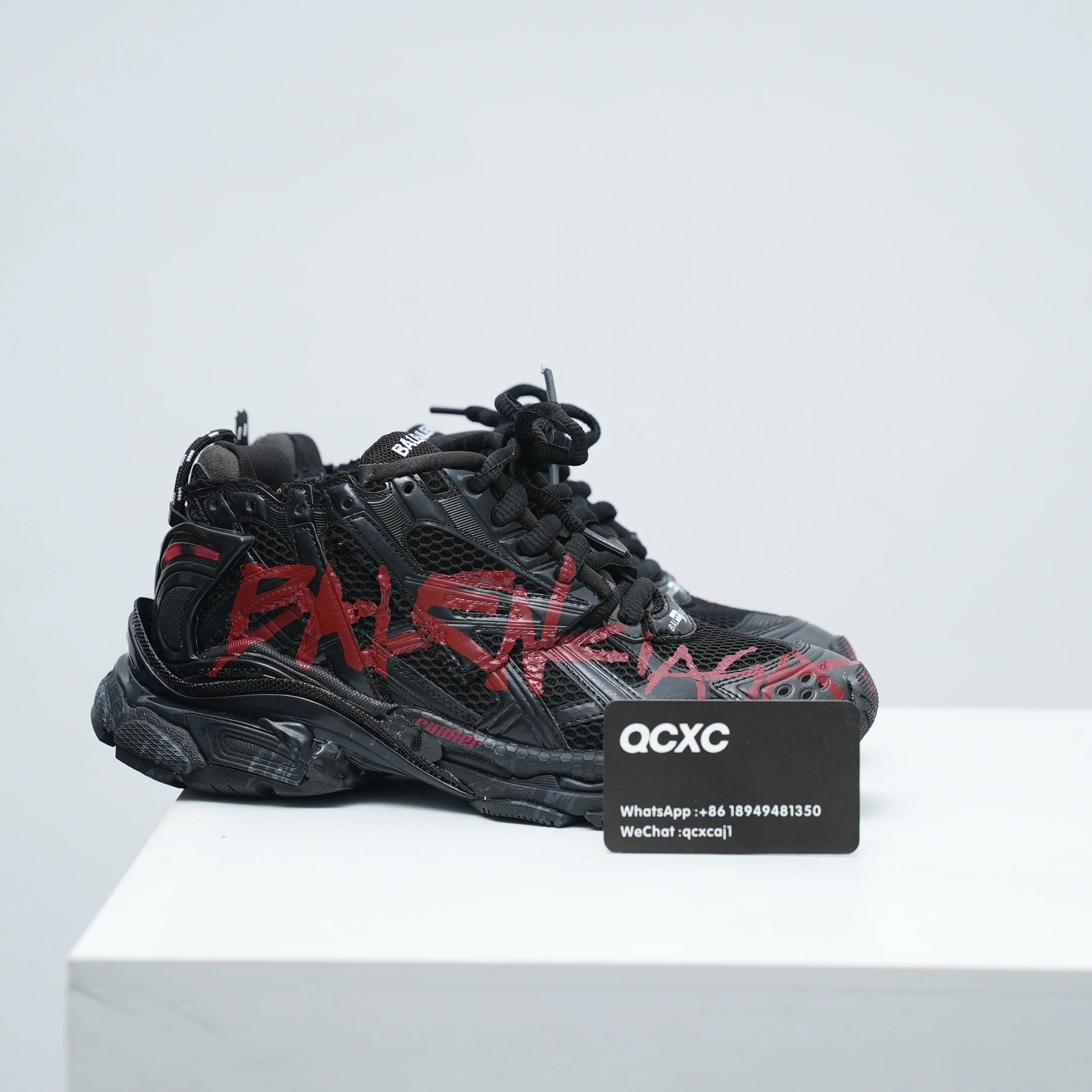 Runner 7.0 Black Graffiti