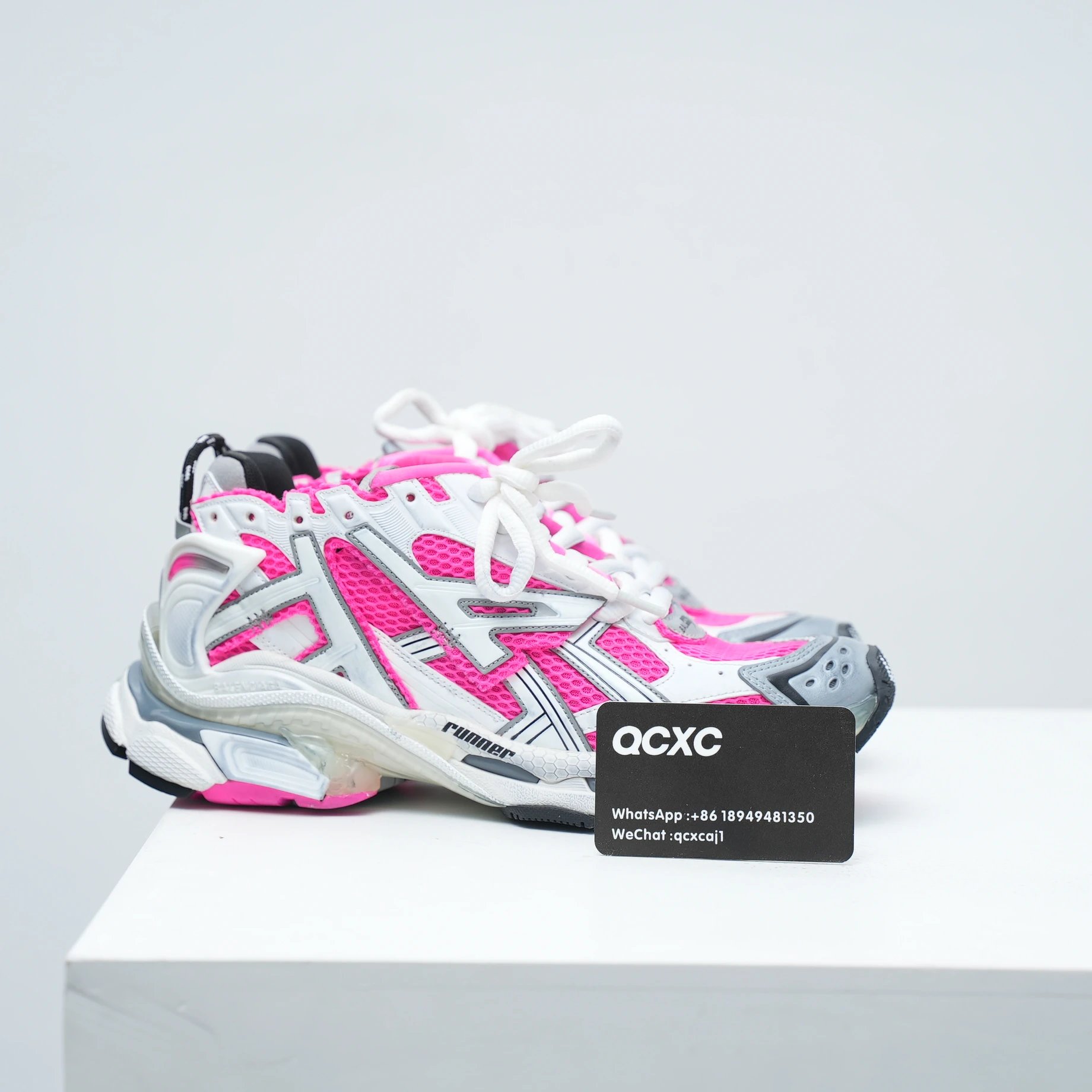 Runner 7.0 White Rose Red