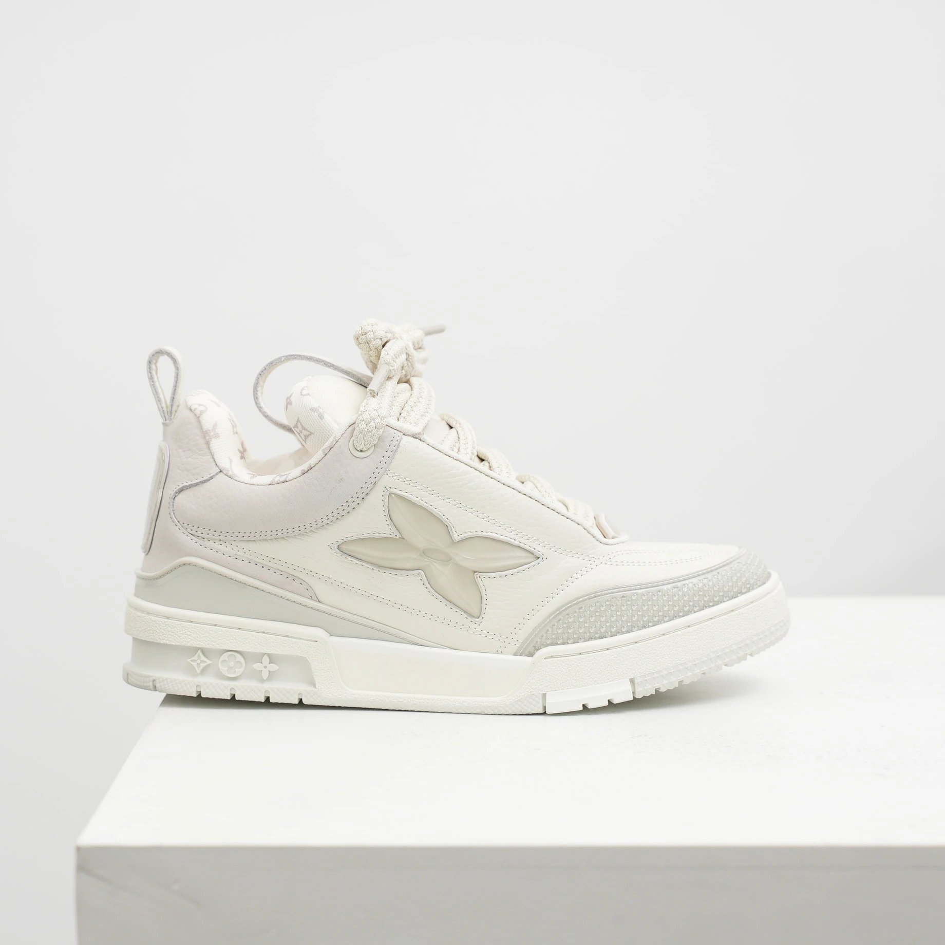 Foshan Skate White