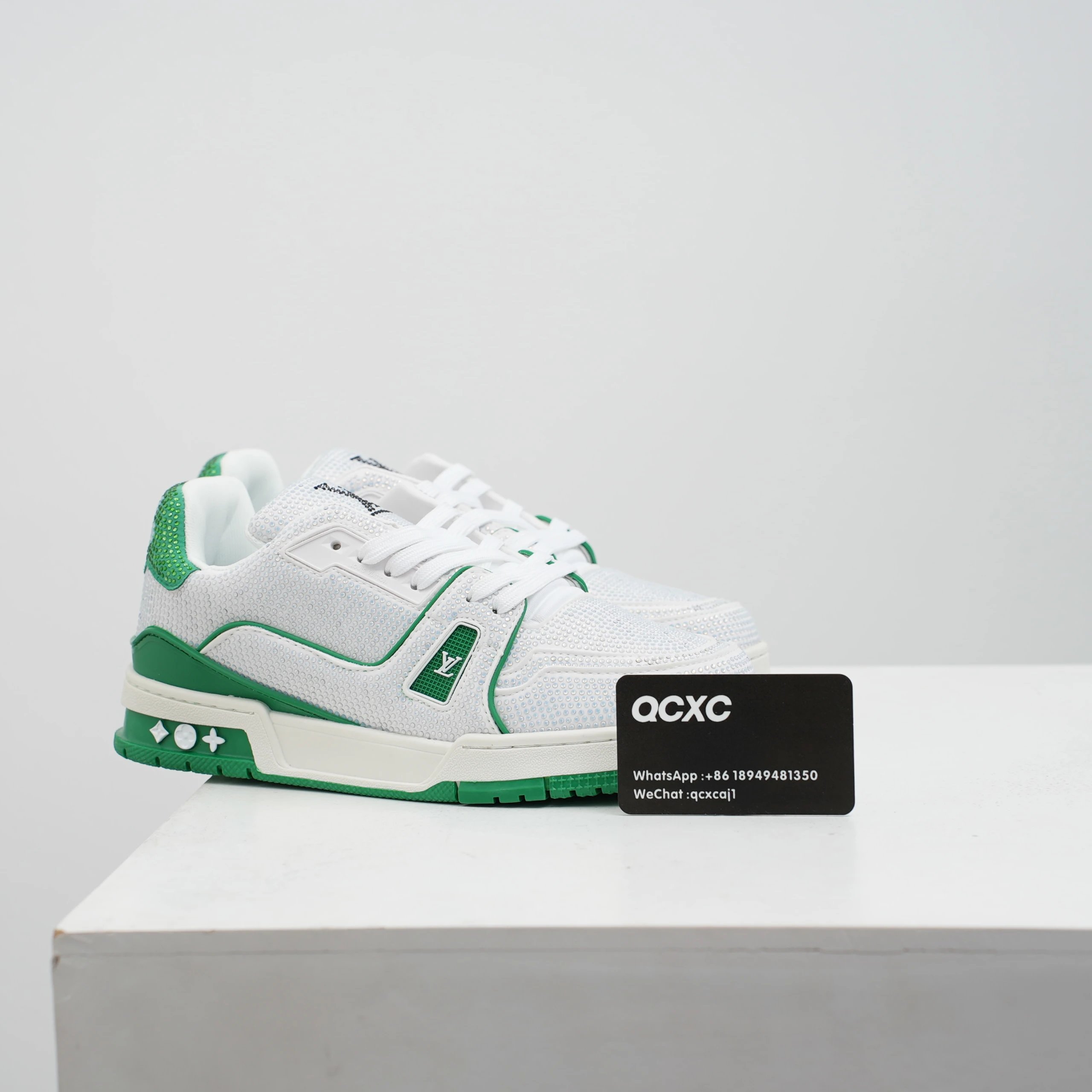 Crystal White Green