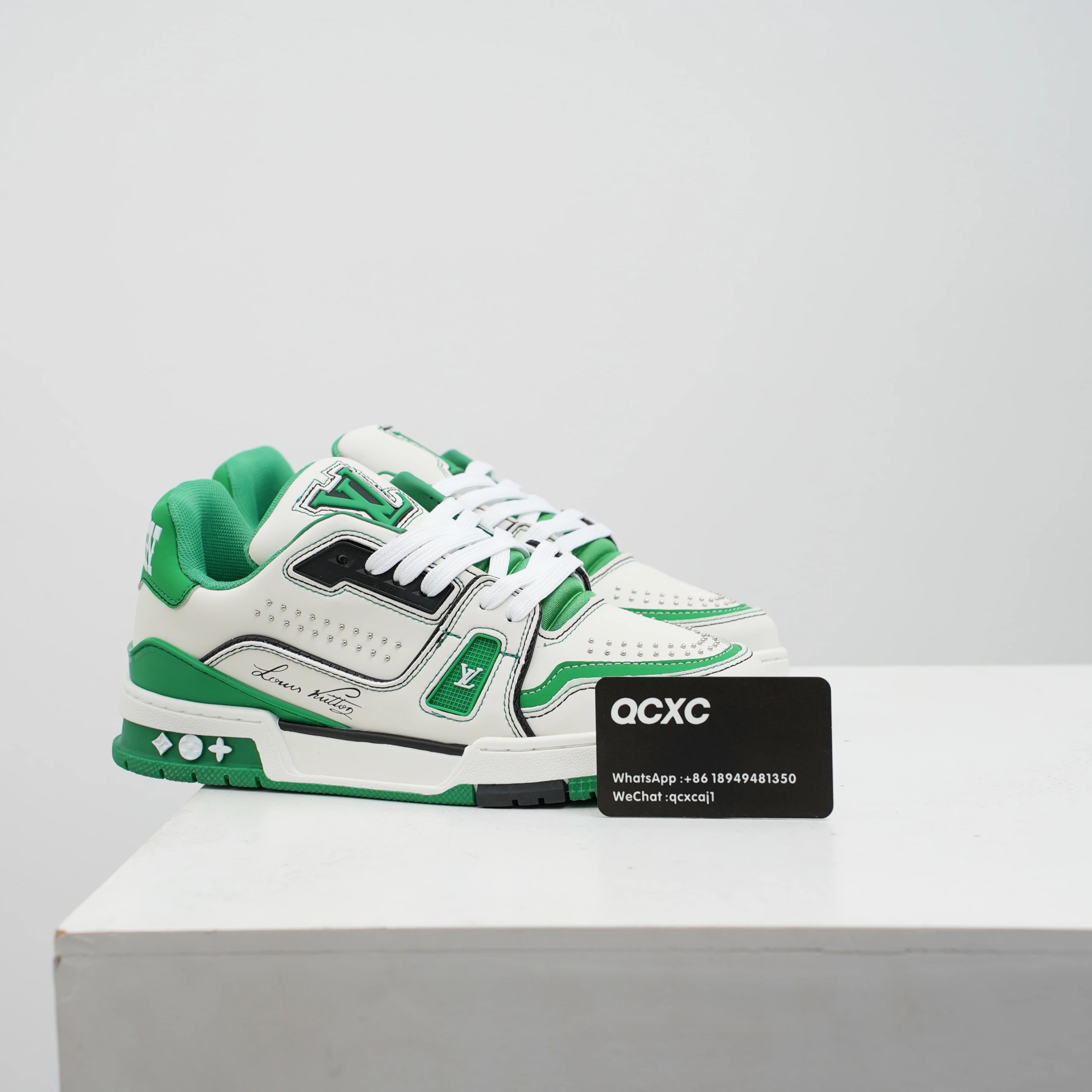 Crystal White Black Green