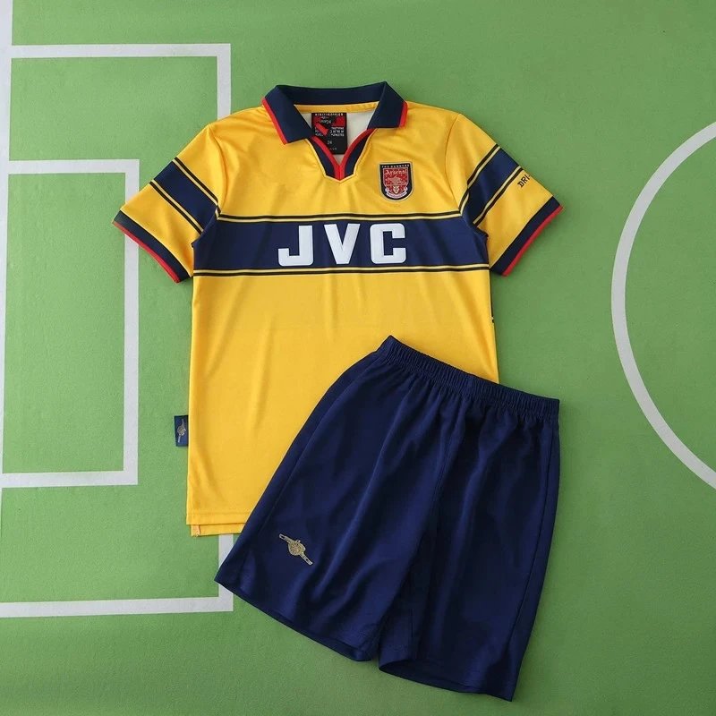 9799 Arsenal Away Yellow Kids Kit (Please note customization info in order remarks; messages are not accepted)