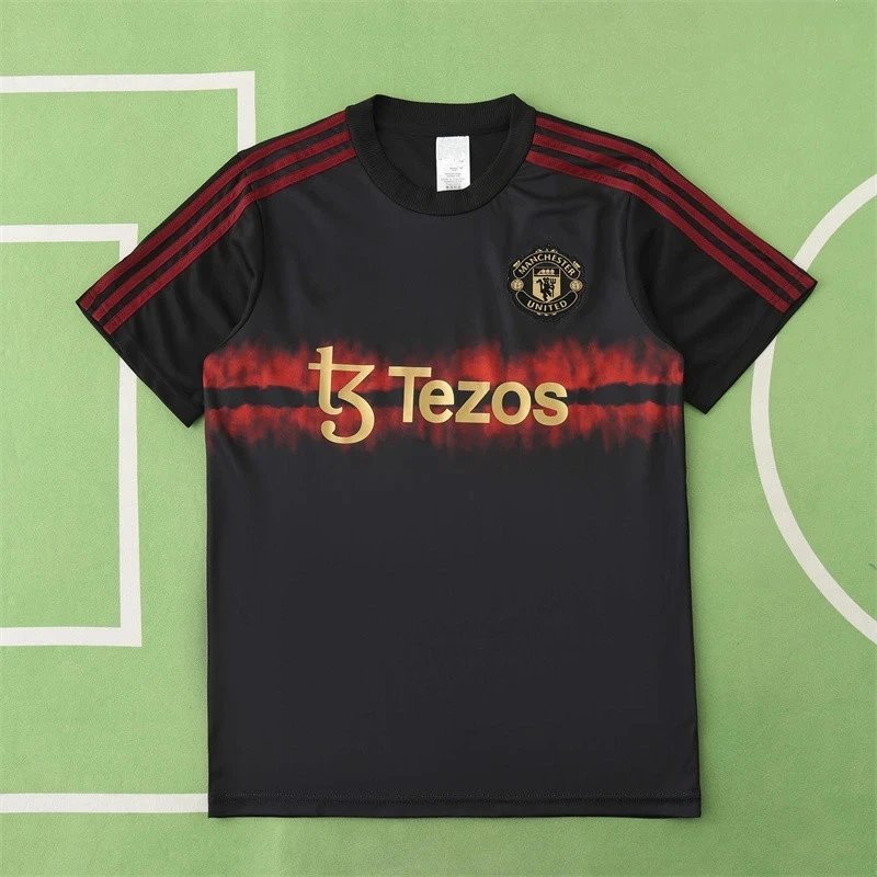 24/25 Manchester United Black and Red Special Edition Thai Version (Please leave customization details in order notes. Messages are not accepted.)