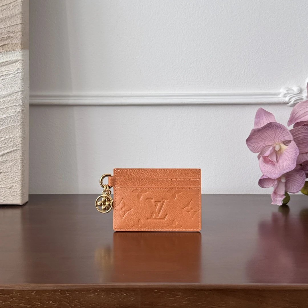 M83585 M83584 M83562 M82132  GF上帝版本 下单不退不换