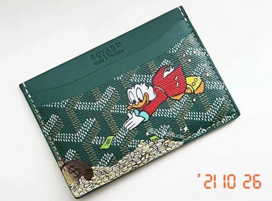 Custom Card Holder - Custom Models Do Not Support Returns or Exchanges +7-10 Days Shipping