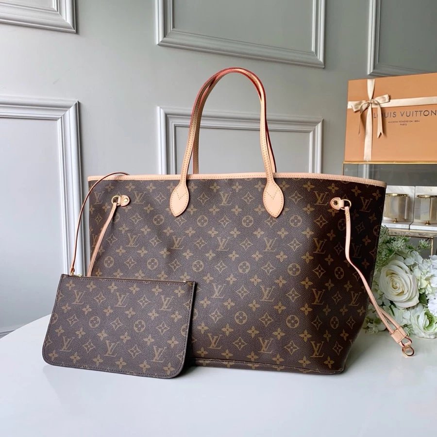 Louis Vuitton Neverfull Tote B
