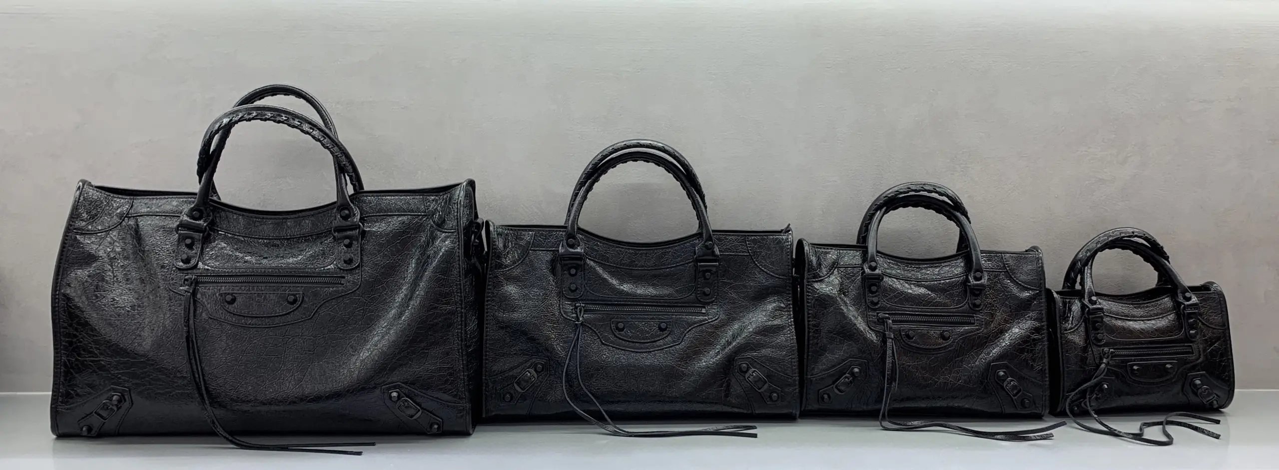 084228 小号   084669 中号 115748 大号  084393超大号