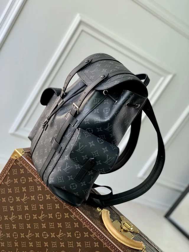 Louis Vuitton Backpacks Monogram Convertible Backpack product detail image 2