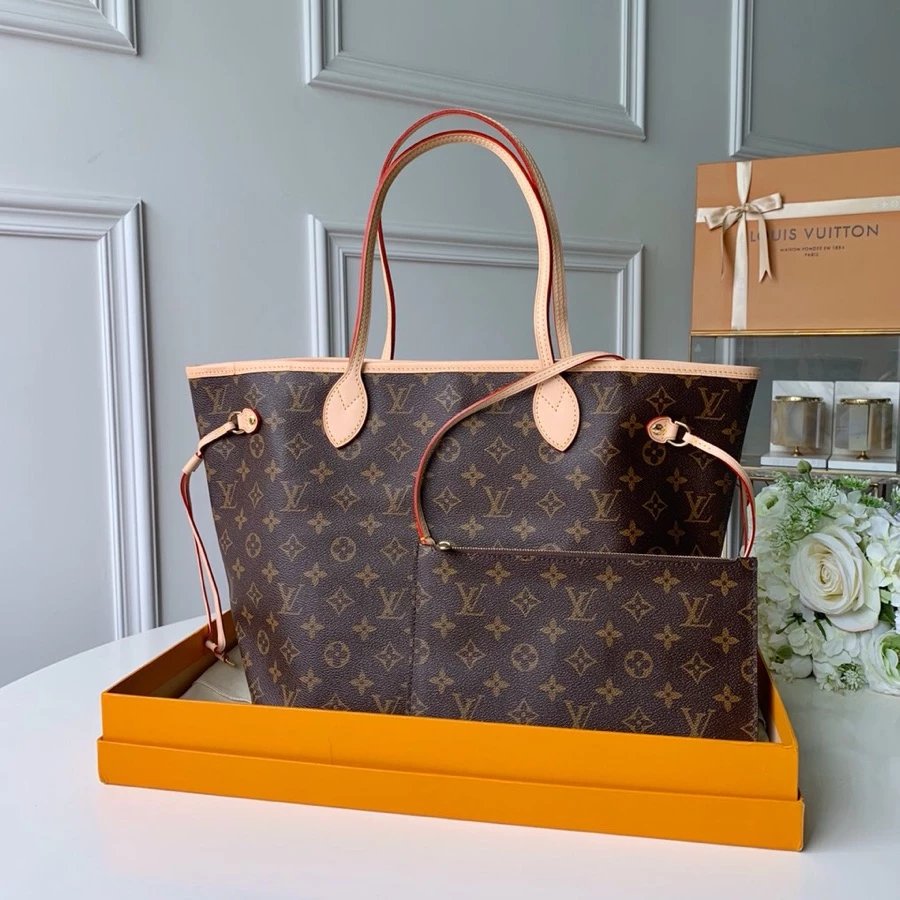 Louis Vuitton Neverfull Tote B
