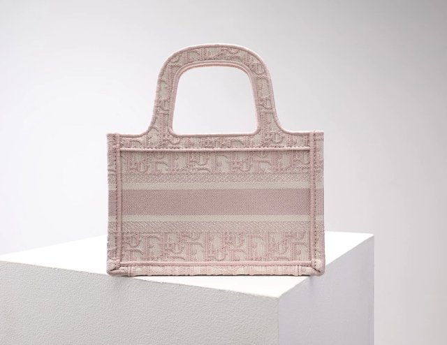 Pink mini Dior tote: seller detail photo 6