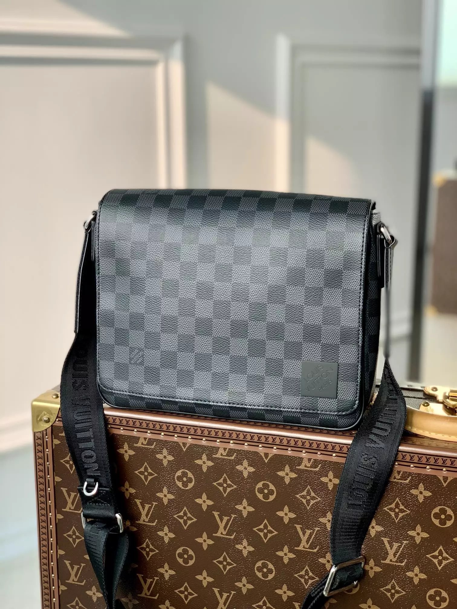 Louis Vuitton Damier Graphite 