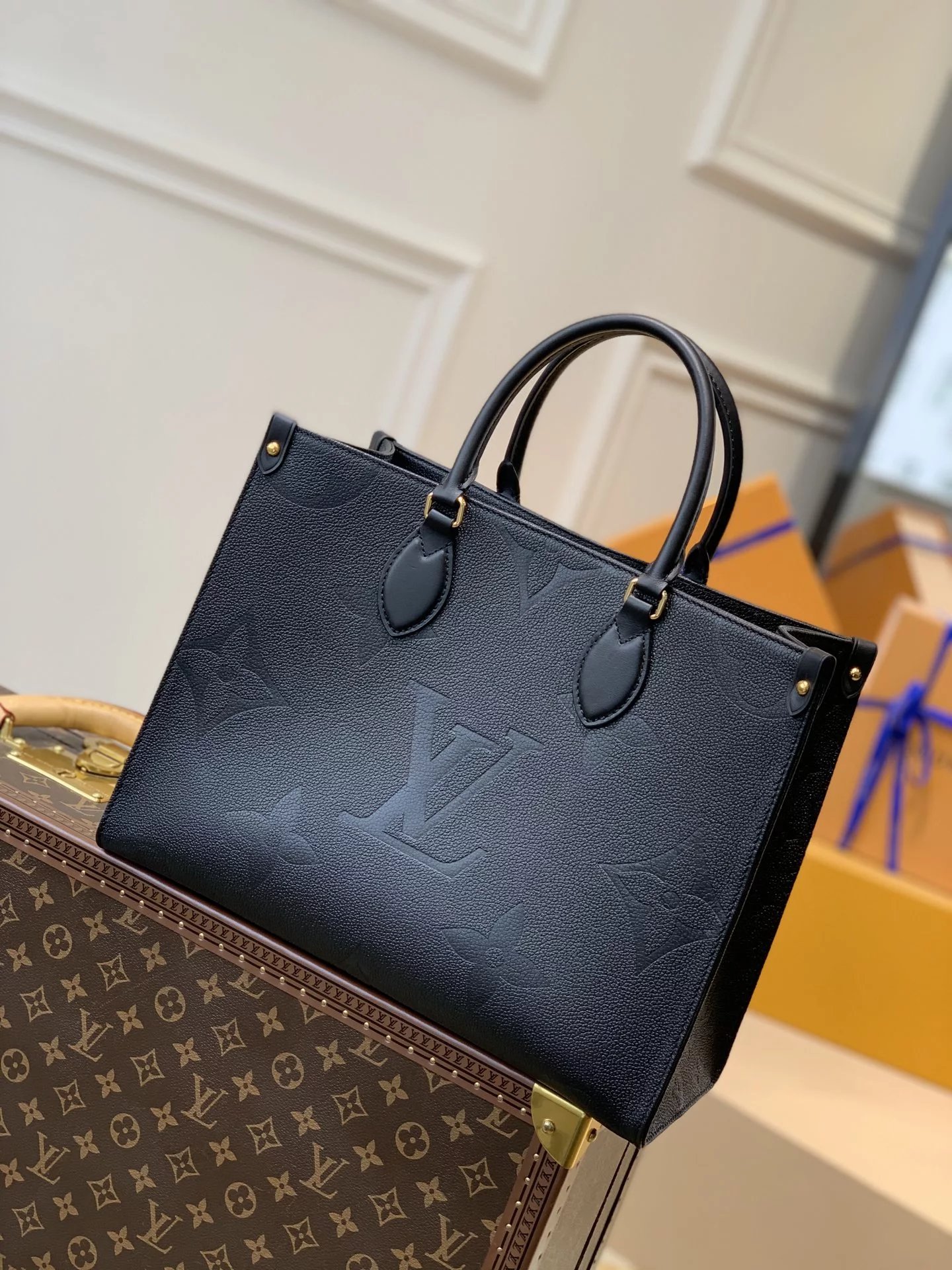 Louis Vuitton OnTheGo Tote Bag