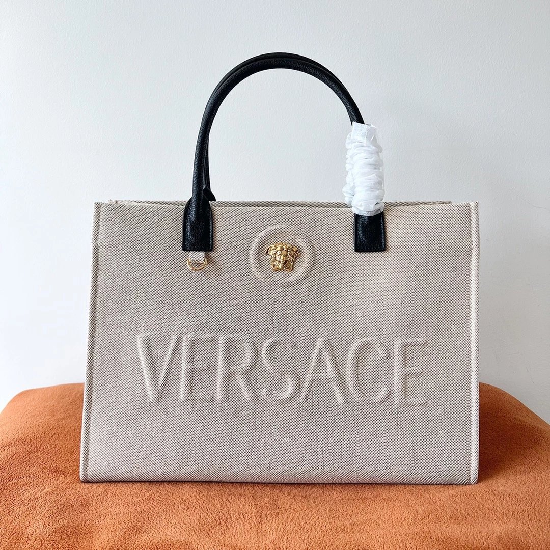 Versace La Medusa Tote A0 4