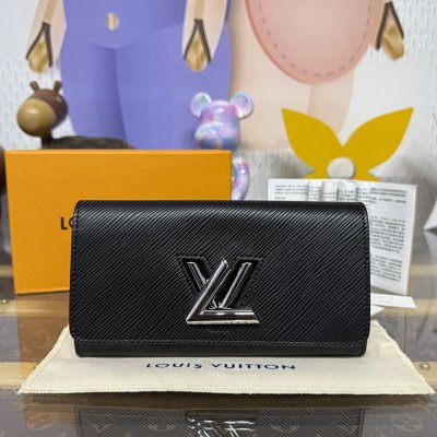 Louis Vuitton Twist Wallet