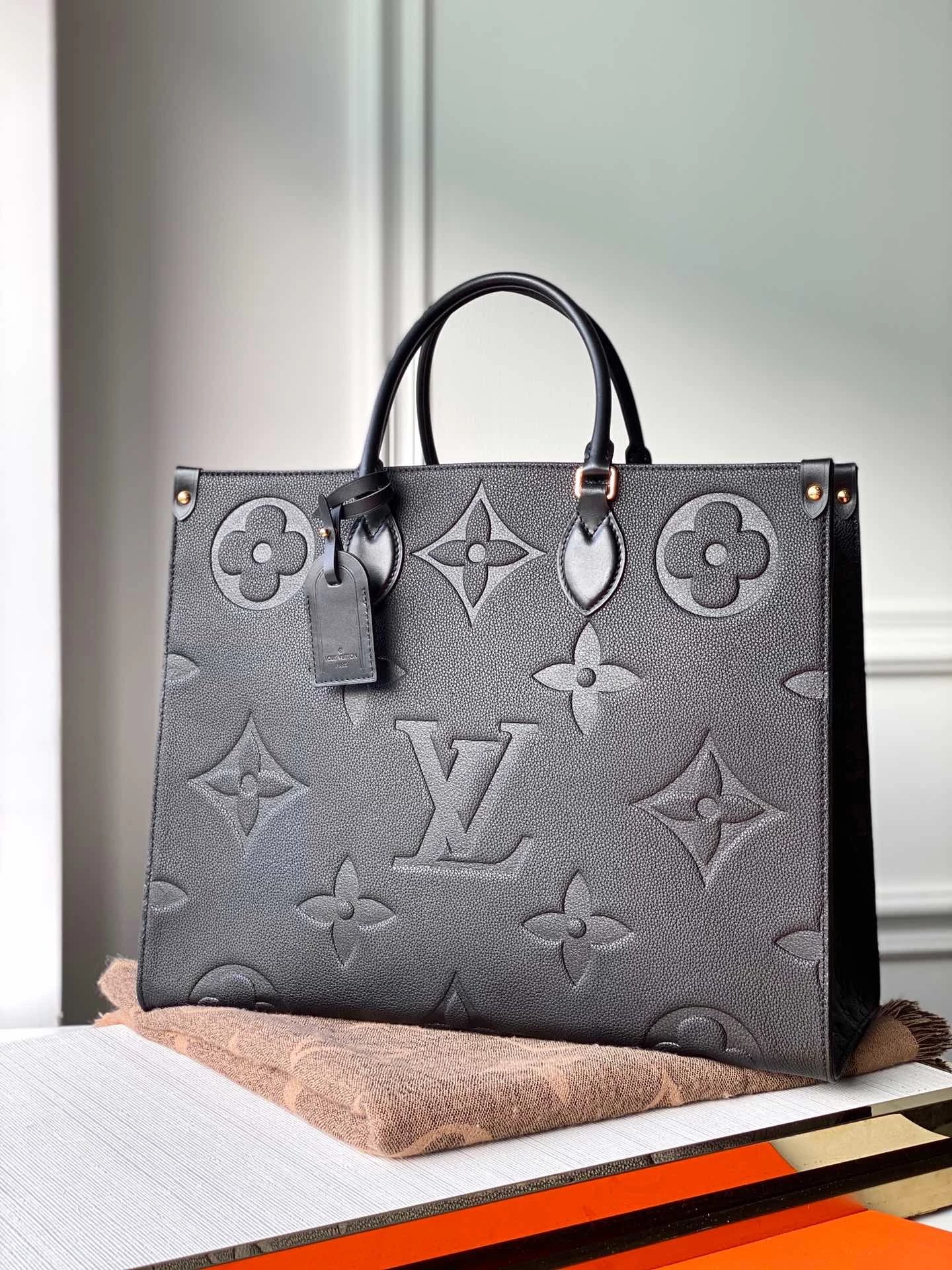 Louis Vuitton OnTheGo Tote Bag