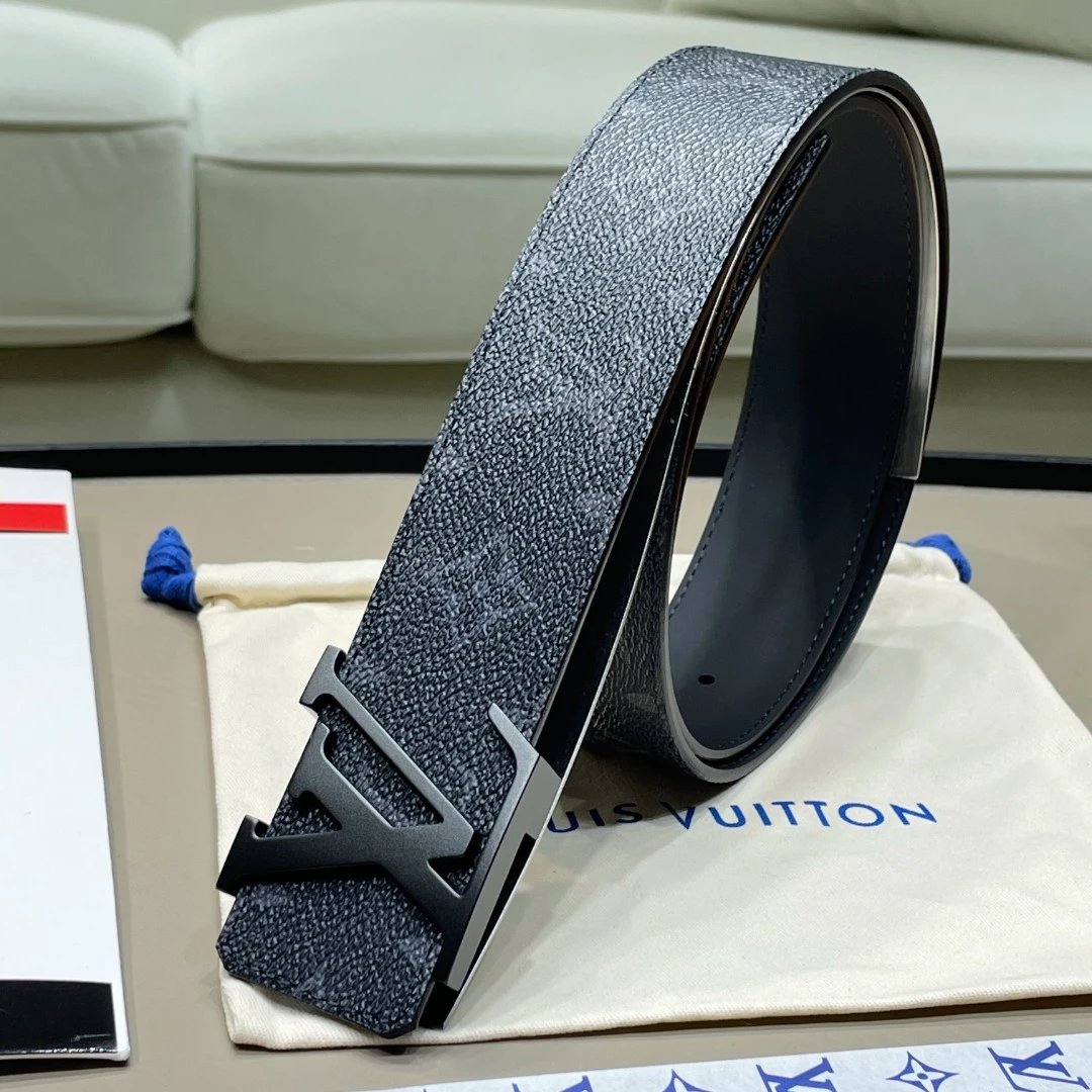 Louis Vuitton Taurillon Monogr