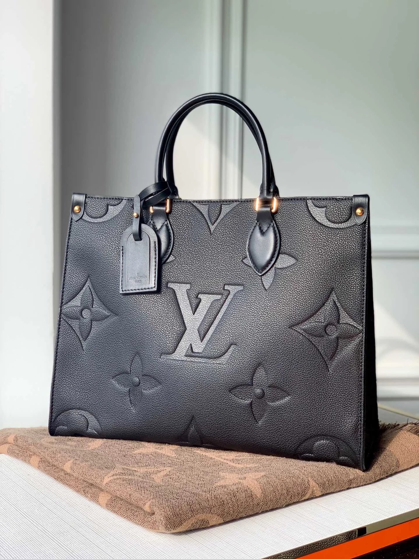 Louis Vuitton OnTheGo Tote Bag