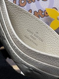 Louis Vuitton  Card Holder — seller photo 8