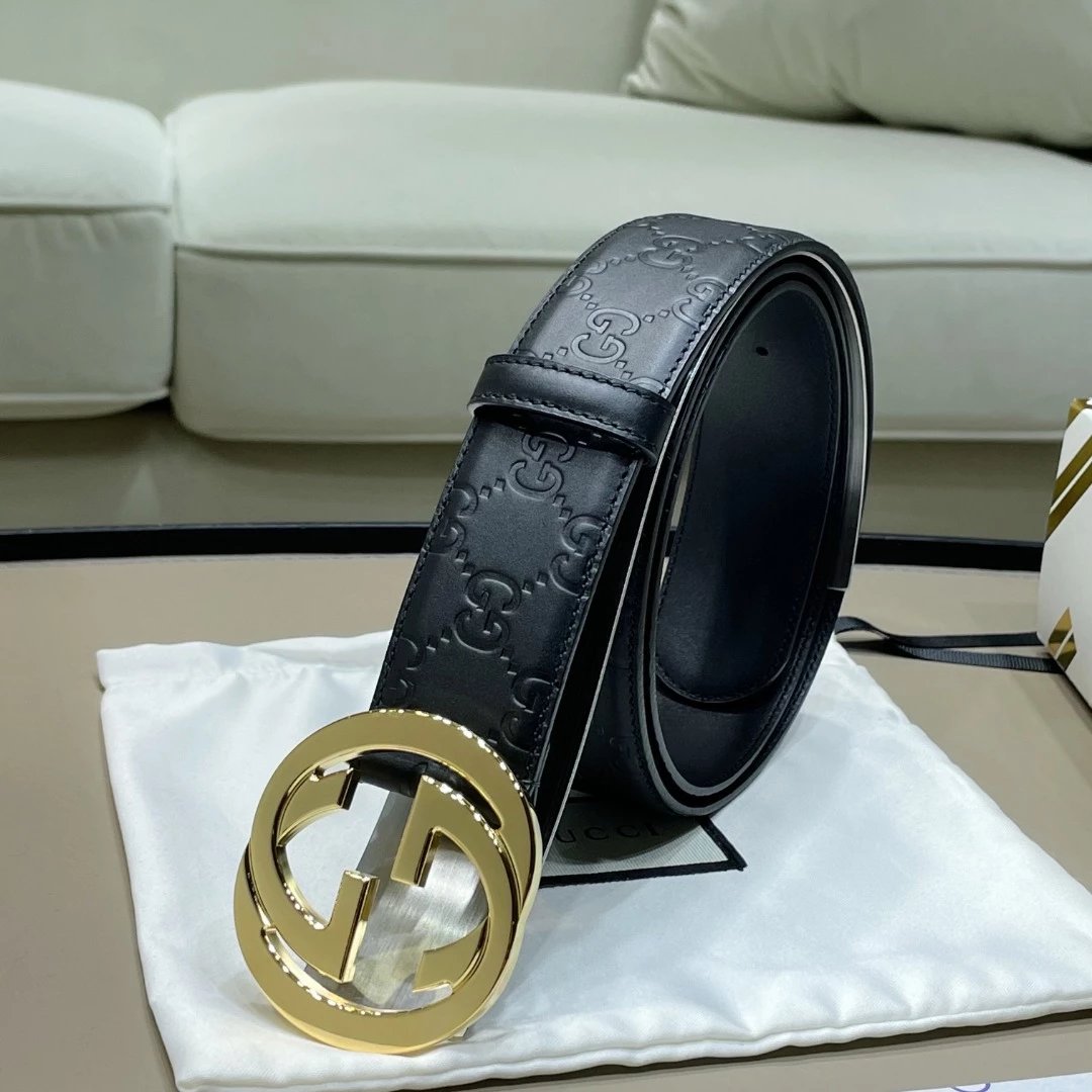 Gucci GG Supreme Leather Belt