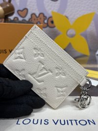 Louis Vuitton  Card Holder — seller photo 4