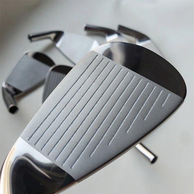 TaylorMade P790 7 pieces BLACK: seller detail photo 6