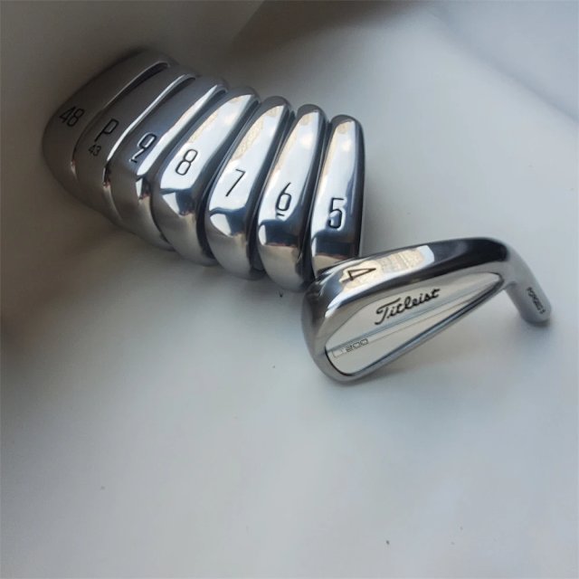 TaylorMade P790 7 pieces BLACK: seller detail photo 4