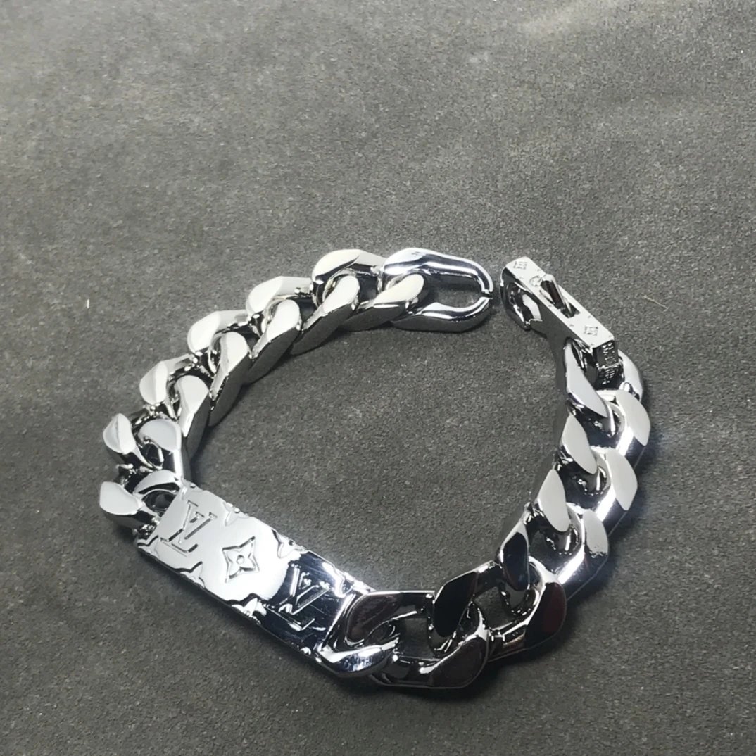 Louis Vuitton Jewelry Cuban Link Bracelet with Monogram Engraving — 8