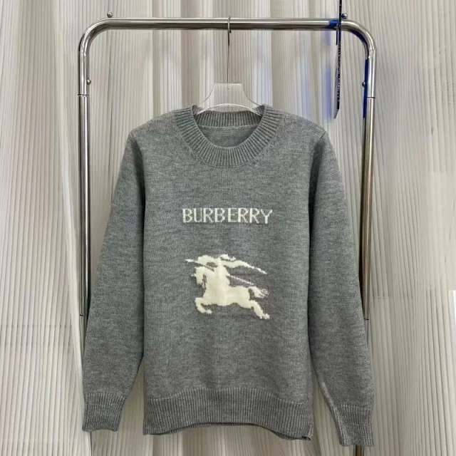 Burberry Knitwear Crewneck Logo Knit Sweater product detail image 3