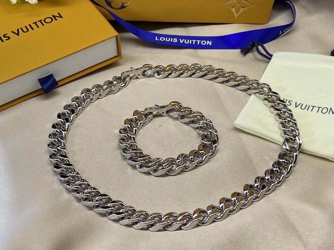 Louis Vuitton Jewelry Cuban Link Bracelet with Monogram Engraving — 5 bracelets