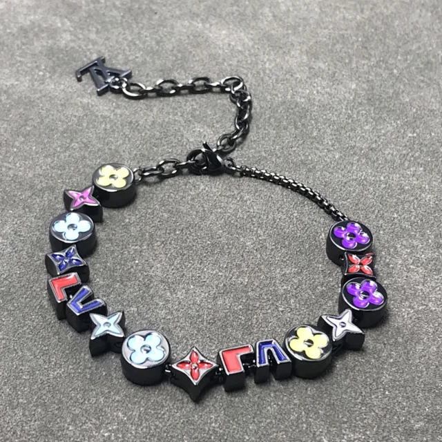 Louis Vuitton Jewelry Cuban Link Bracelet with Monogram Engraving product detail image 83