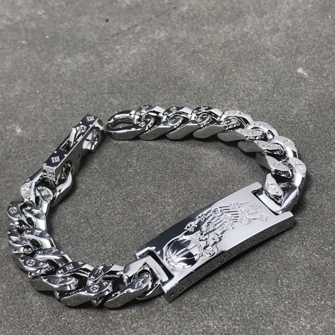 Louis Vuitton Jewelry Cuban Link Bracelet with Monogram Engraving — 21 Silver
