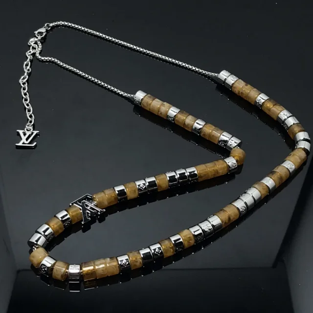 Louis Vuitton Jewelry Cuban Link Bracelet with Monogram Engraving product detail image 80