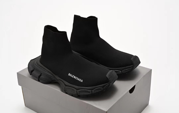 Balenciaga Speed Trainer Graffiti Logo