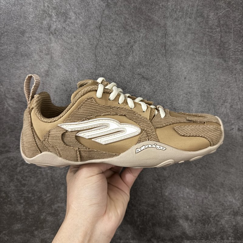 Balenciaga OK Blcg 21 Monday Ultra Sneaker
