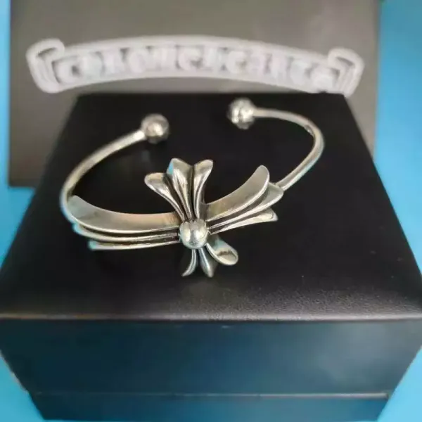 Chrome Hearts Spike Cuff Silver Bracelet Jewelry - 11