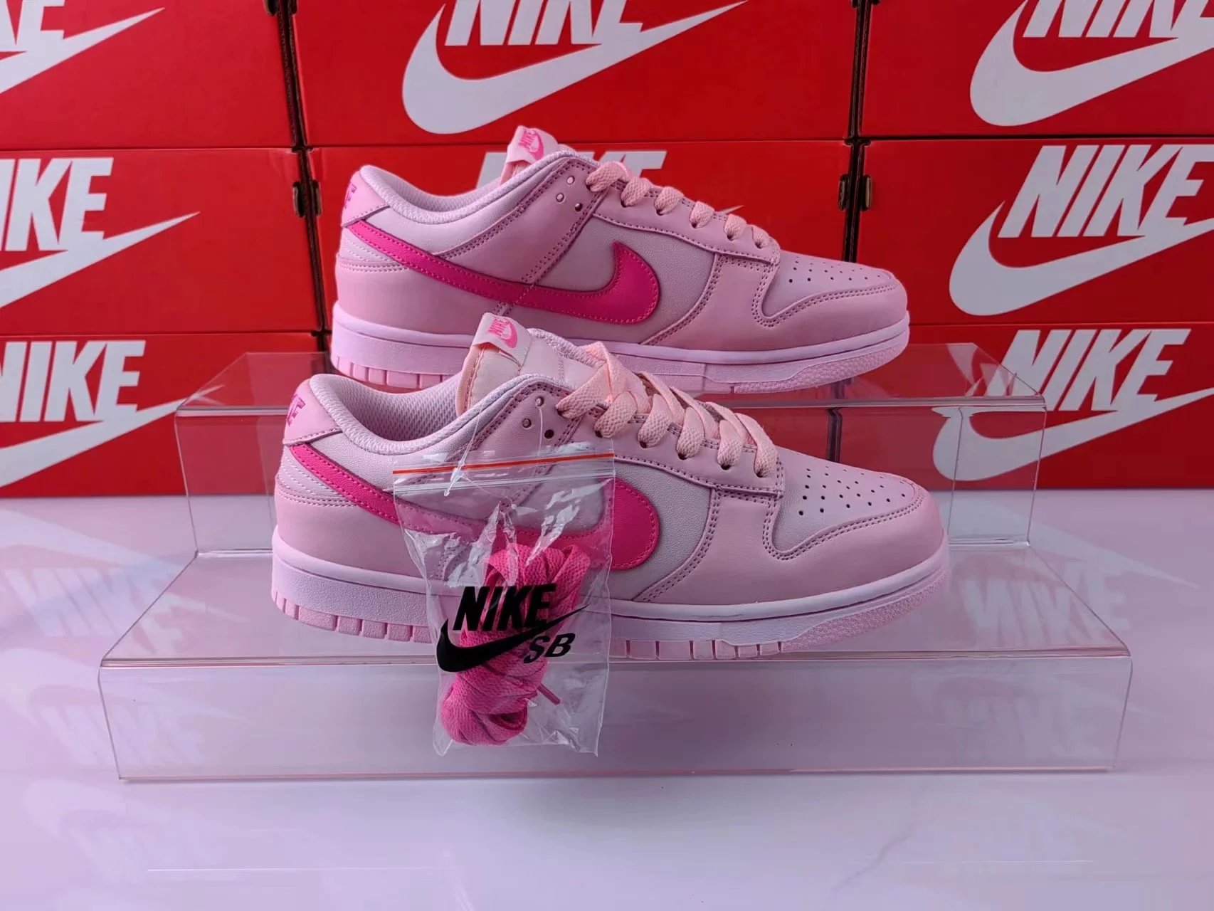pink