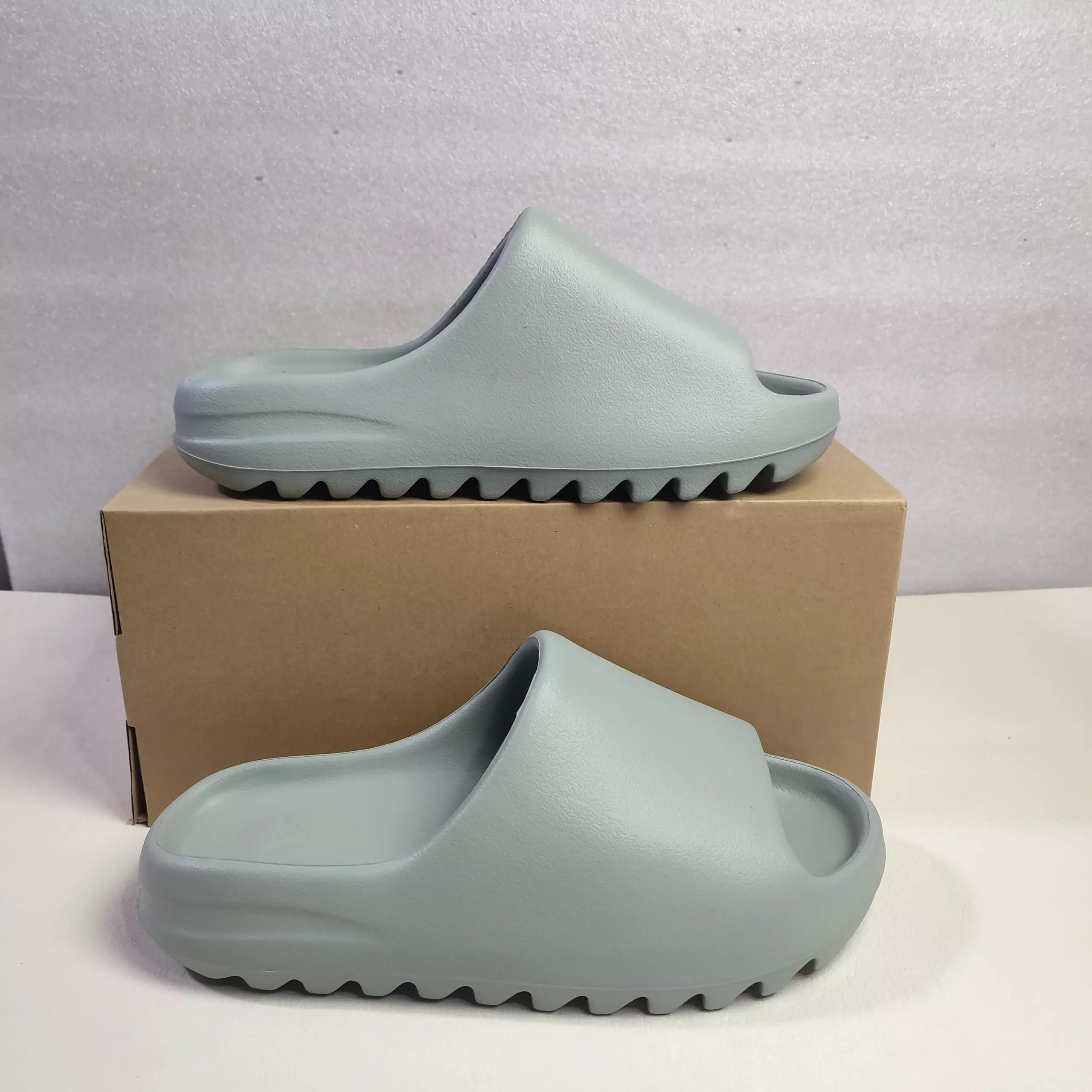 Gray ID5480