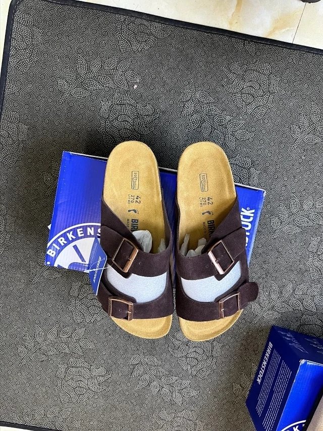 Two-Strap Sandals Mocha