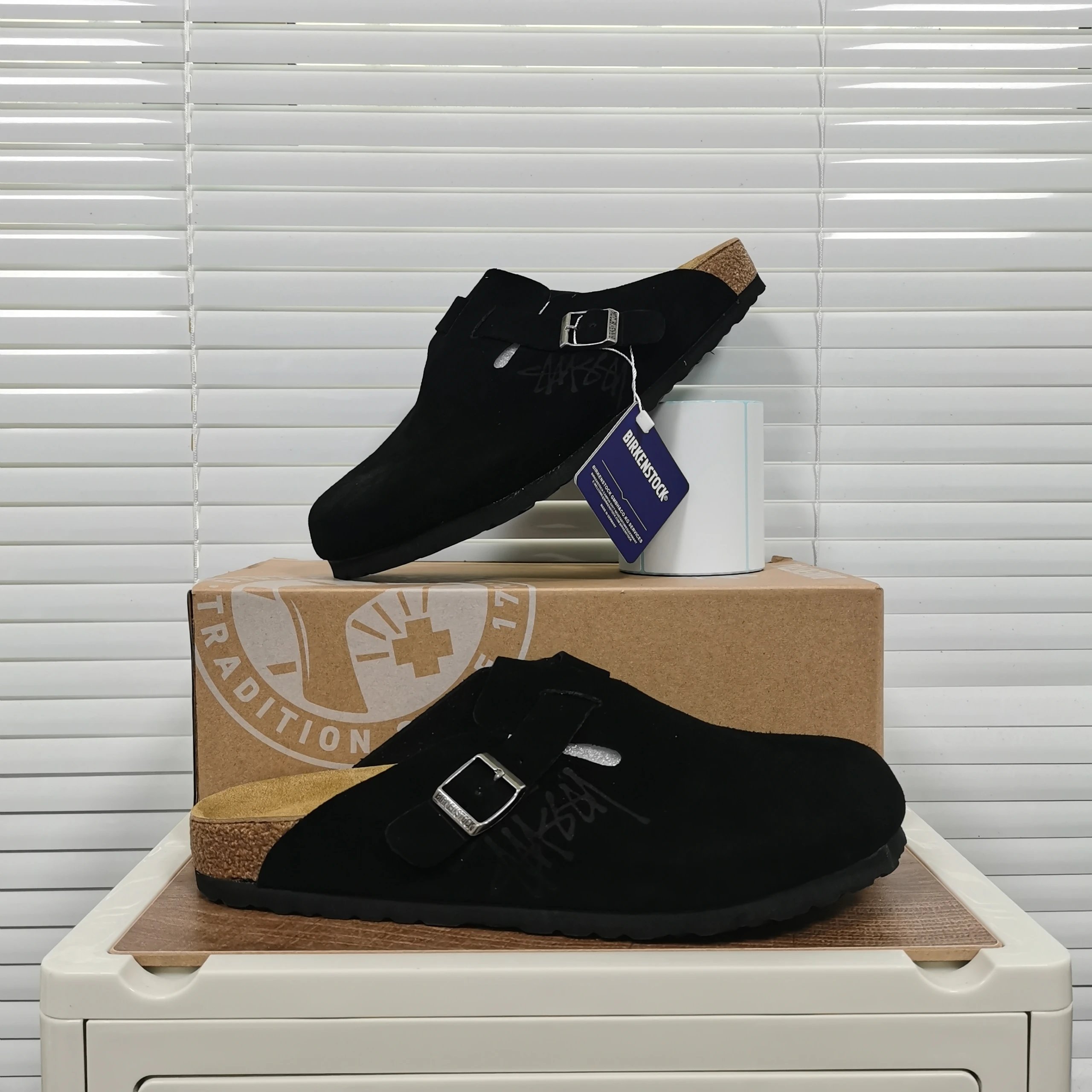 Collaboration Edition, Black