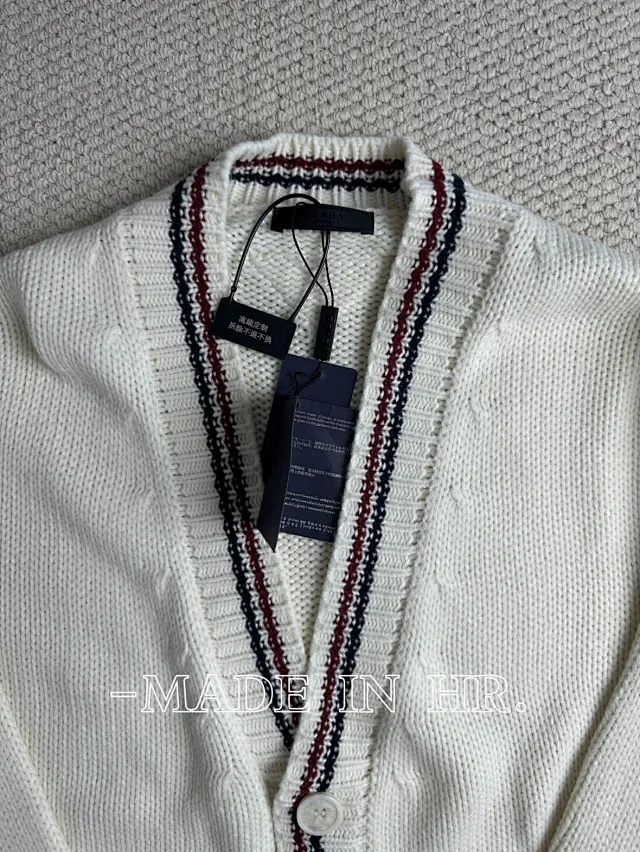 Men's Nike Retro Jeans Detail