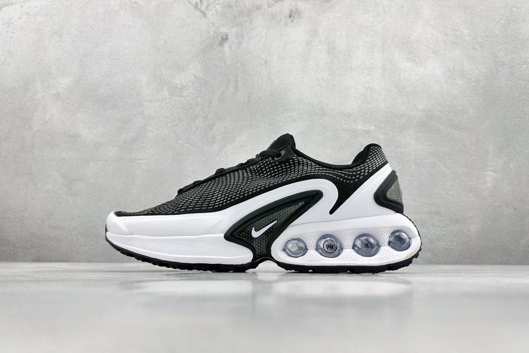 White and Black DV3337-003