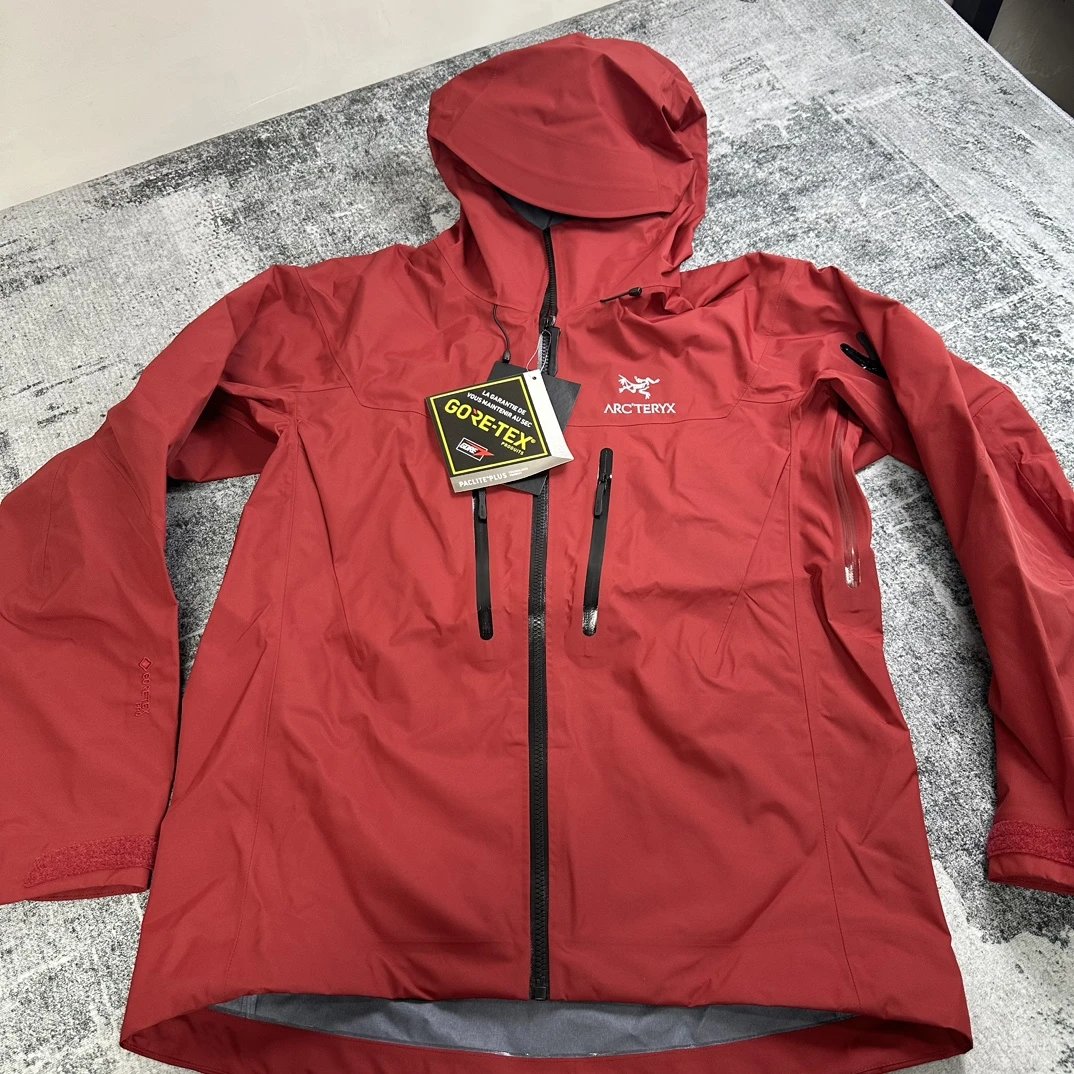 Arc'teryx x Beams Alpha SV Jacket Gore-Tex Pro Red
