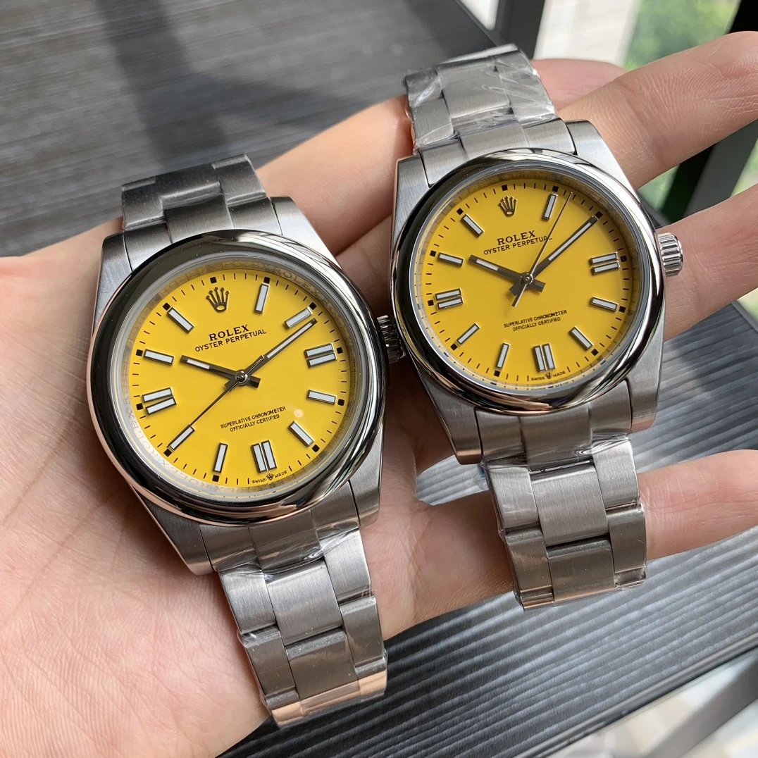 Silver Shell · Sunset Yellow Plate · Steel Belt