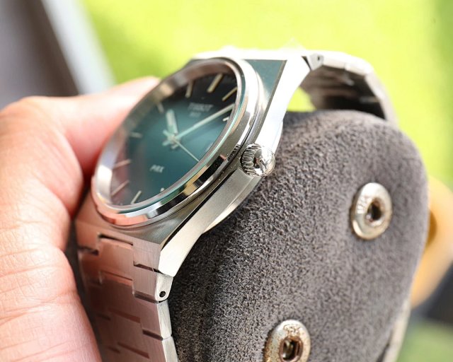 Tissot Watch: seller detail photo 6