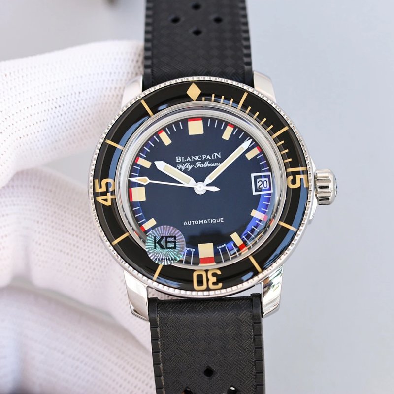 TW 40mm Watch